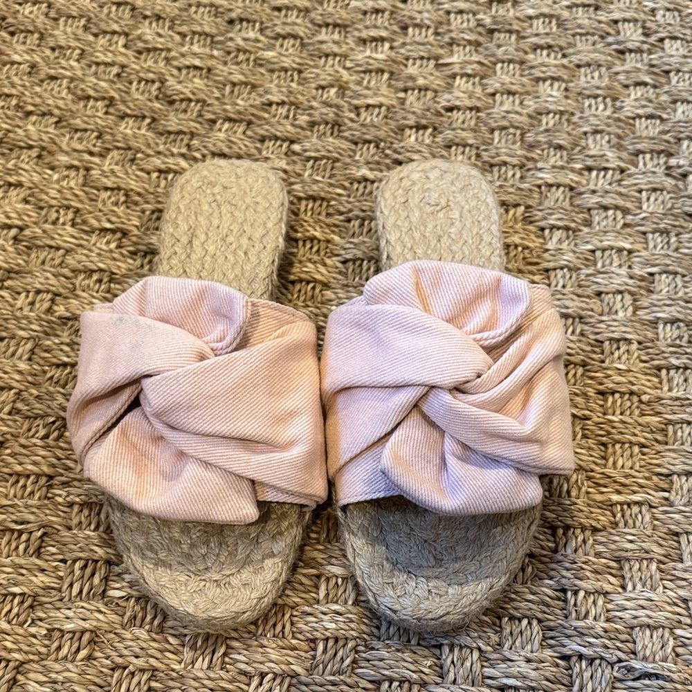 Chic Blush Espadrille Slides